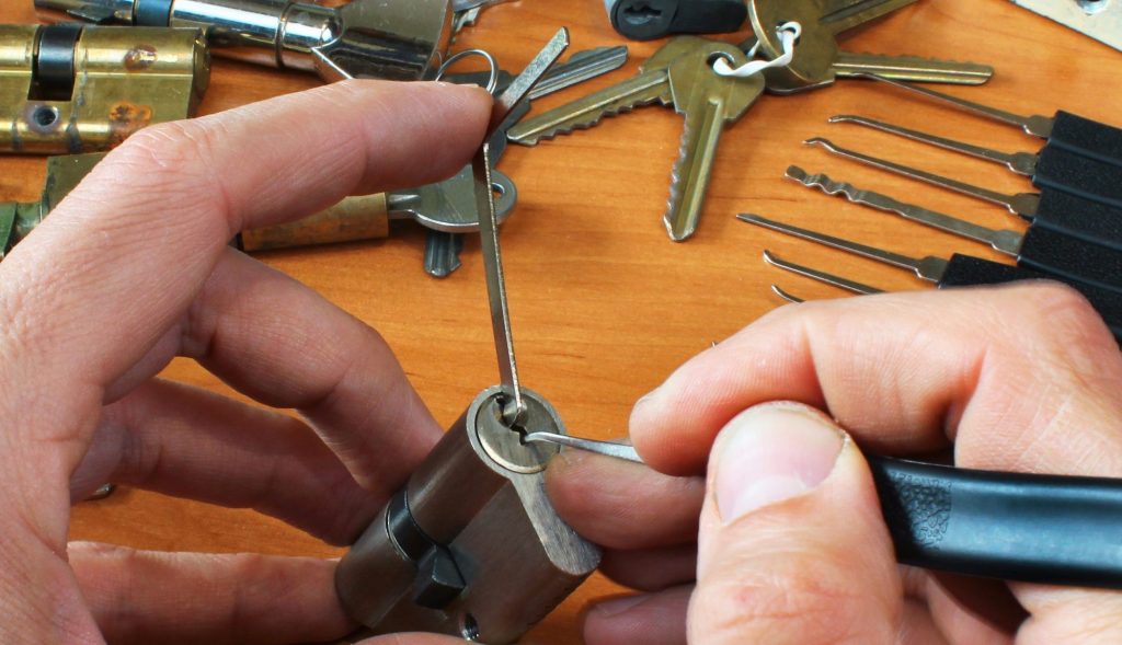 Lockpicking 2